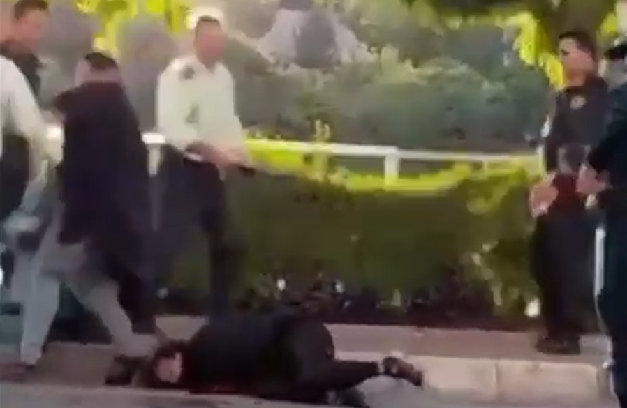 مراغه: ضرب و شتم وحشیانه زنان آذربایجانی توسط پلیس ایران به بهانه بدحجابی + فیلم