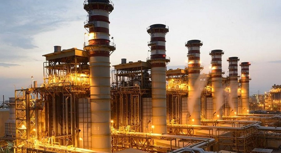 ایران ۱۰ سال دیگر به واردکننده عمده گاز تبدیل می‌شود