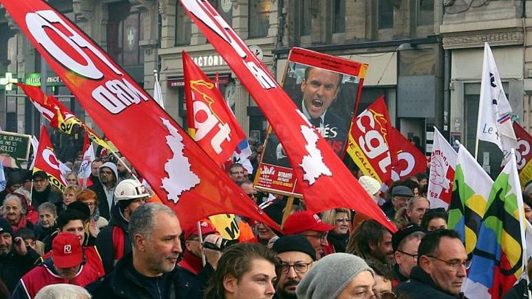 اعتراض سراسری به سیاست‌های اقتصادی دولت فرانسه بار دیگر آغاز شد