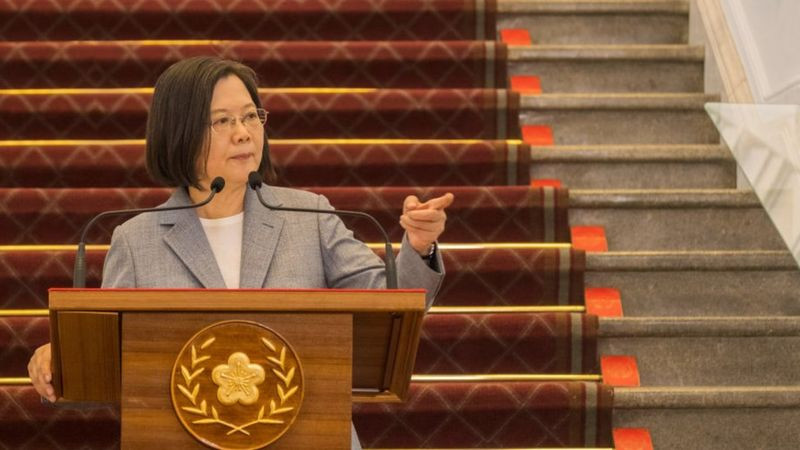 تنش میان چین و تایوان؛ رئیس جمهور تایوان: در برابر فشارها سر خم نمی‌کنیم