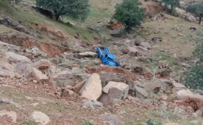 ۴ کشته و زخمی بر اثر سقوط نیسان به دره در هوراند