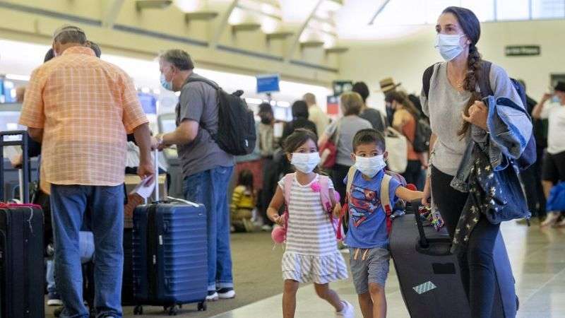 مرزهای آمریکا به روی مسافران واکسینه از کشورهای دیگر باز می‌شود