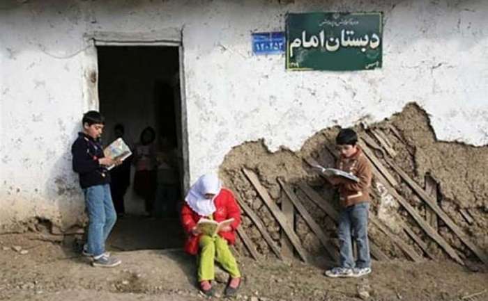 وجود ۱۰ هزار کلاس درس غیراستاندارد و ۵۰۰ کلاس کانکسی در آذربایجان‌شرقی