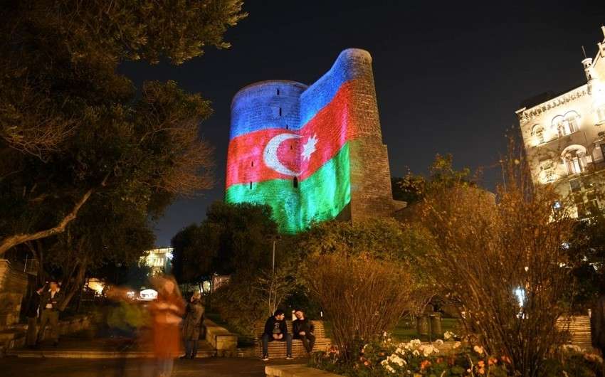 پیرموذن: به دلیل مسائل سیاسی هیچ صادراتی به آذربایجان نداریم/ برای تجار ایران ویزا صادر نمی‌شود