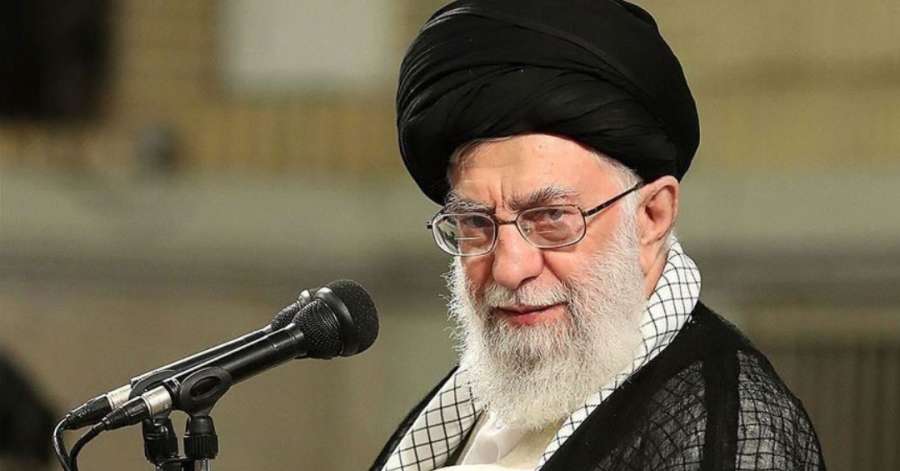 خامنه‌ای بدون اشاره به «دلایل اجتماعی فرار مغزها» می‌گوید «عناصری» جوانان نخبه را به ترک کشور تشویق می‌کنند