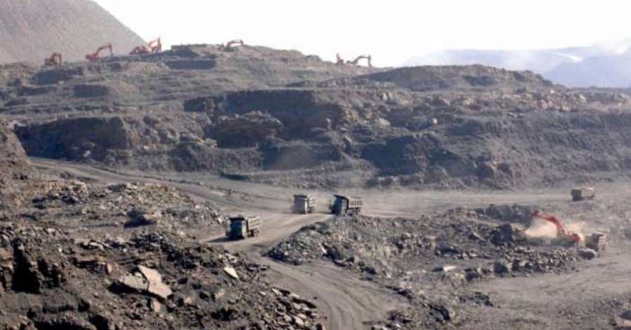 تجمع کارگران «معدن طلای آق‌دره» در اعتراض به اخراج همکاران‌شان