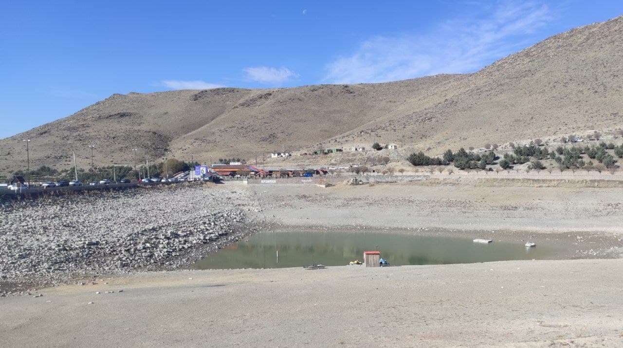 دریاچه سد «گاوازنگ» زنجان در آستانه خشک شدن + تصویر