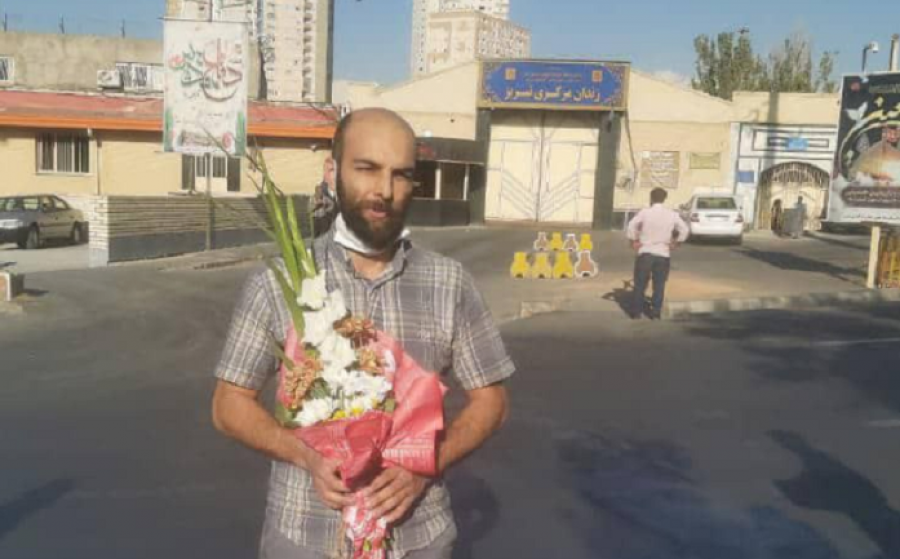 صدور قرار منع تعقیب برای مامورین اطلاعاتی ضرب و شتم کننده روزبه پیری