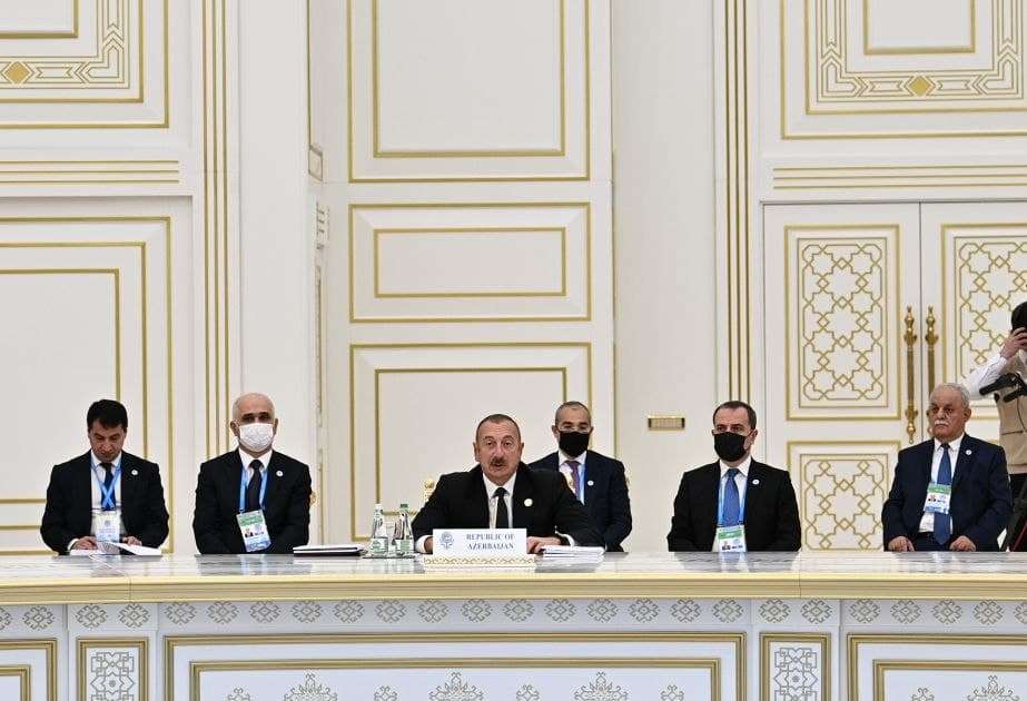 پرزیدنت علی اف در اجلاس اکو: کریدور زنگه زور در حال تبدیل شدن به واقعیت است