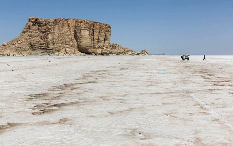 وسعت دریاچه ارومیه ۱۲۹۷ کیلومترمربع کاهش یافت