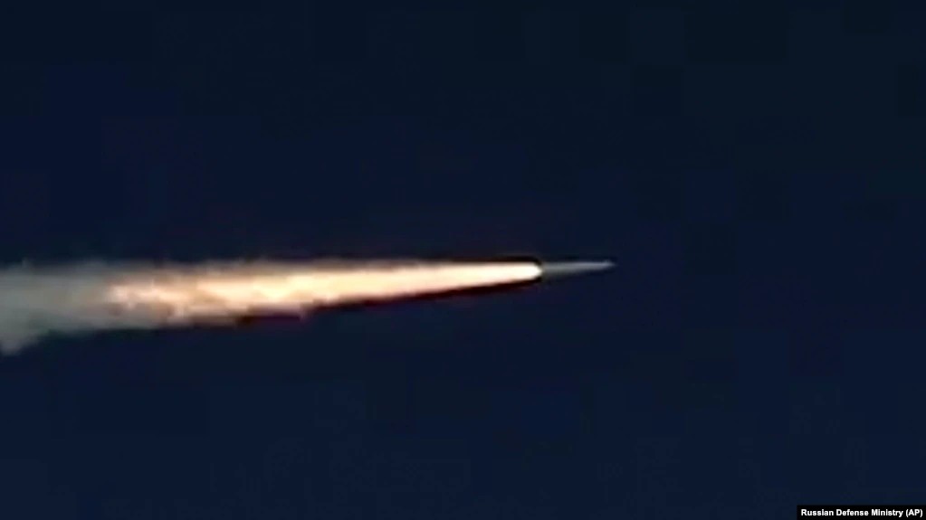 مقام‌های آمریکایی شلیک موشک‌های مافوق صوت روسیه به اوکراین را «تایید کردند»