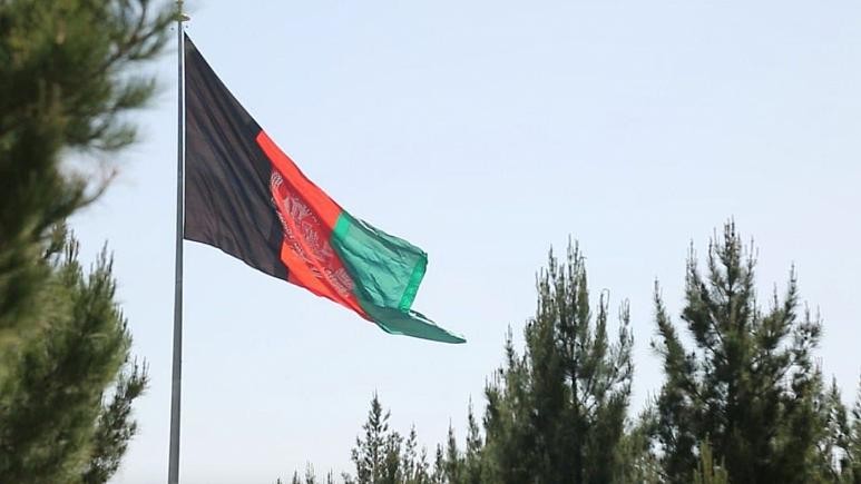 طالبان استفاده از پرچم سه رنگ ملی افغانستان را ممنوع کرد