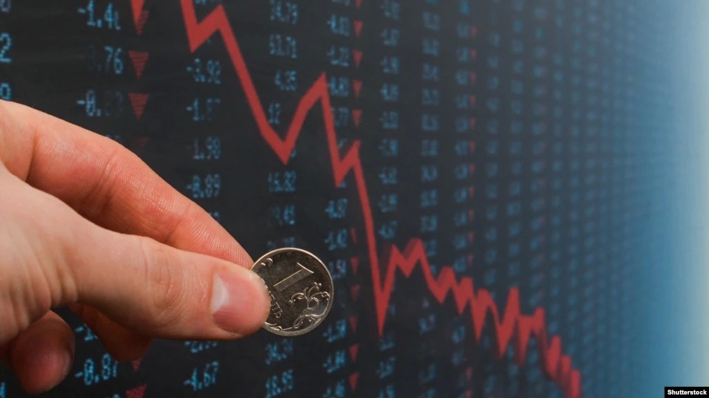 روسیه برای نخستین بار از سال ۱۹۱۷ در آستانه ناتوانی از بازپرداخت بدهی‌ها قرار گرفت