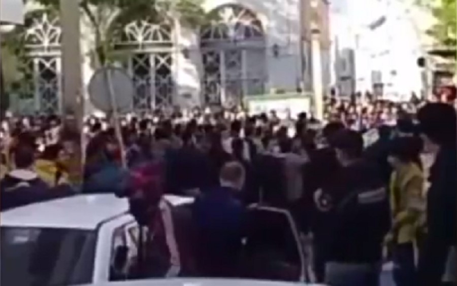 شعار تظاهرات کنندگان در اردبیل در اعتراض به گرانی؛ یاتان میللت - چکر ذیللت + فیلم