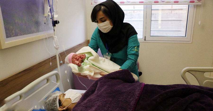 چرا اغلب ساکنین در ایران بچه نمی‌خواهند؟ (میل به فرزند‌آوری ندارند)
