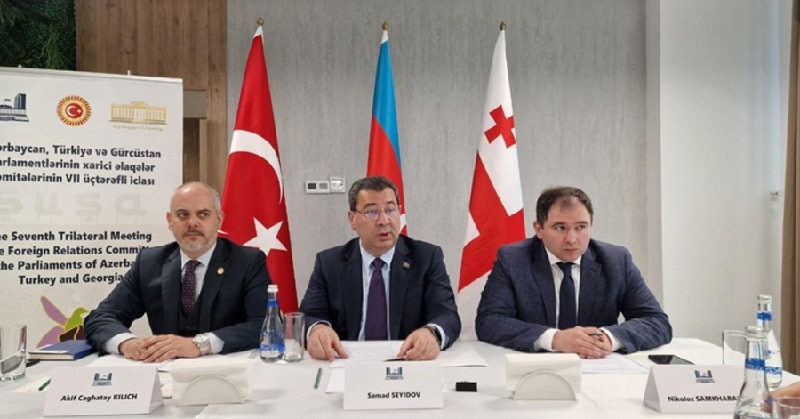 نشست سه‌جانبه کمیسیون‌های روابط خارجی آذربایجان، ترکیه و گرجستان در شوشا - تصویر