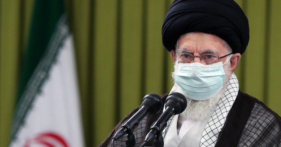 دفاع خامنه‌ای از «انقلابی» نامیدن مجلس یازدهم؛ نمایندگان مراقب خود باشند