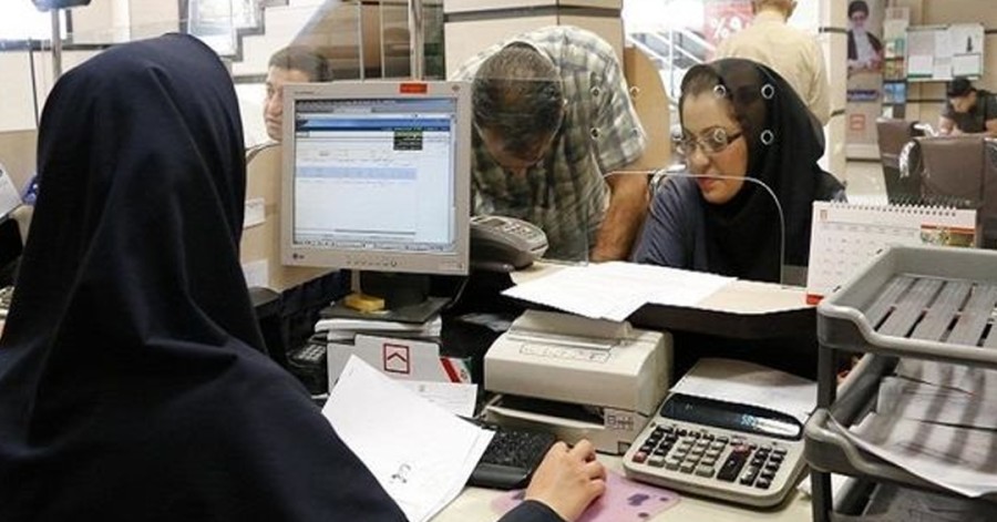 پوشش زنان در بانک‌ها و ادارات بیمه تحت نظر قرار می‌گیرد