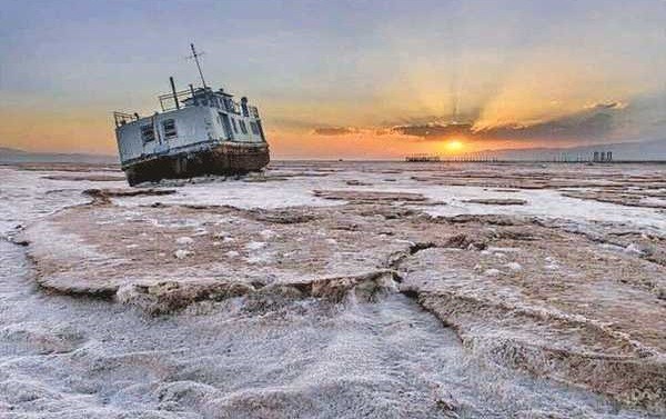 بحران خشکاندن دریاچه ارومیه؛ بایبوردی: حیات ۱۵ میلیون نفر در خطر است
