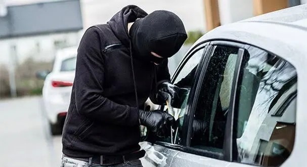 بیش از ۹۰ درصد خودروهای سرقتی ساخت داخل هستند