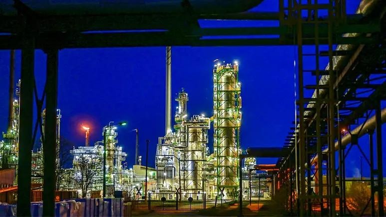 آلمان کنترل فعالیت‌های شرکت «روس‌نفت» را در دست گرفت