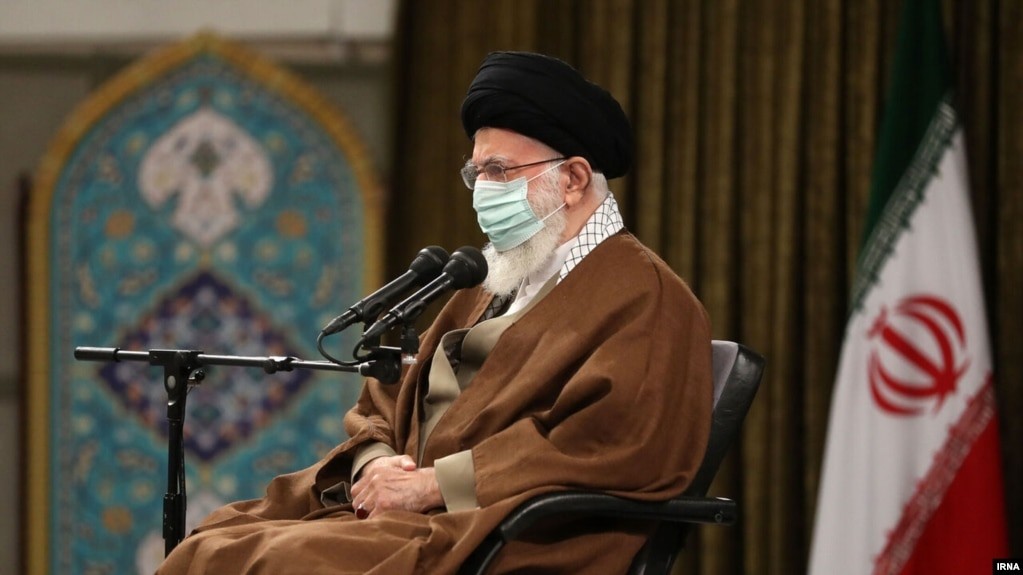 نیویورک تایمز: علی خامنه‌ای در بستر بیماری و تحت مراقبت پزشکان است