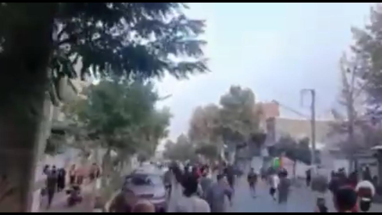 آغاز اعتراضات خیابانی در مرند + ویدئو