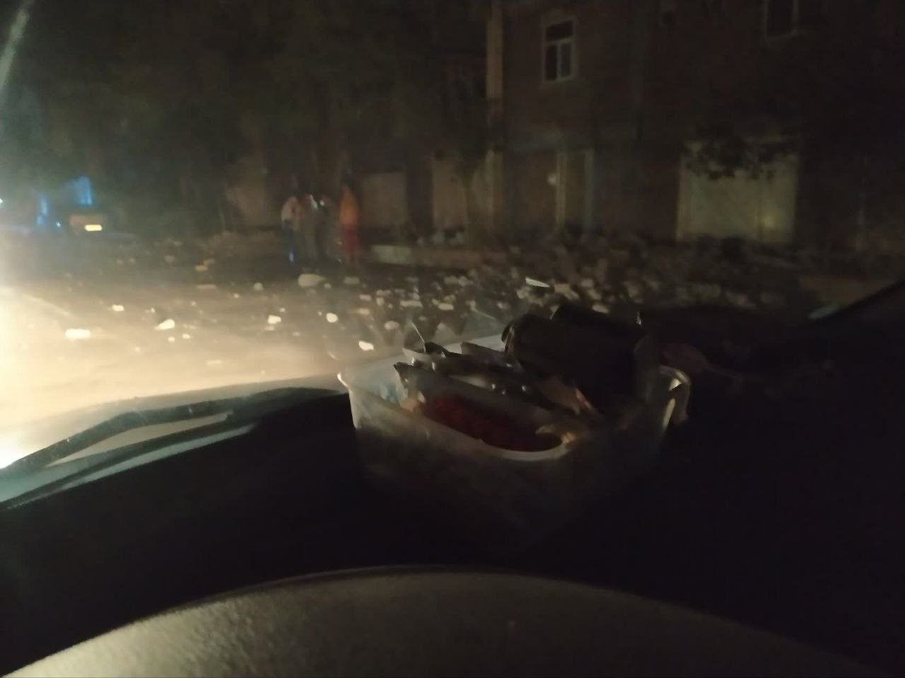 مصدومان زلزله خوی به ۳۹۰ نفر رسید