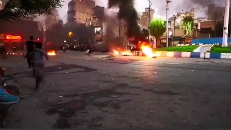 بیانیه جمعی از «روشنفکران و نویسندگان» جهان عرب در پشتیبانی از اعتراضات ایران