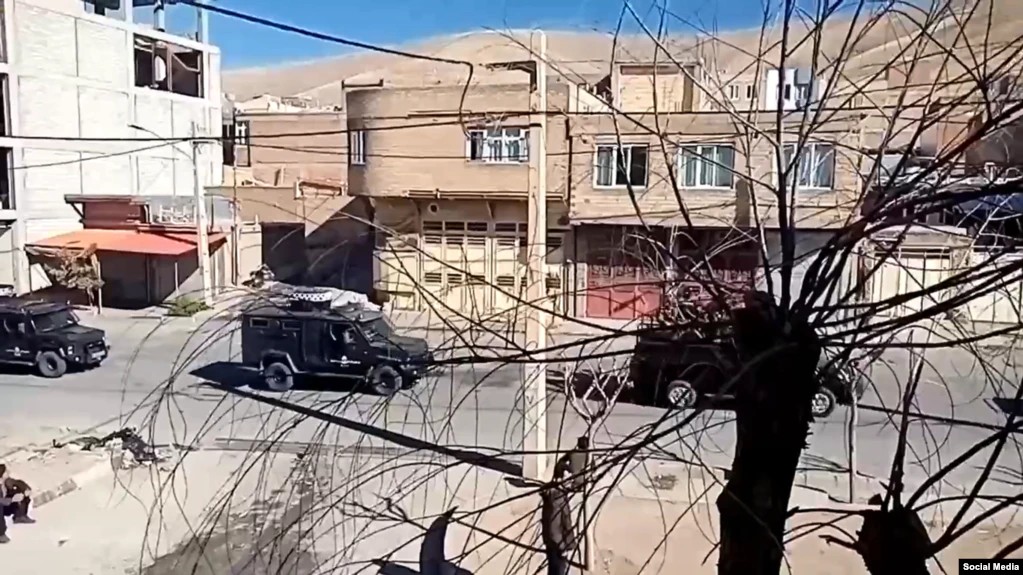 دست‌کم سه معترض در پیرانشهر و جوانرود به دست ماموران کشته شدند