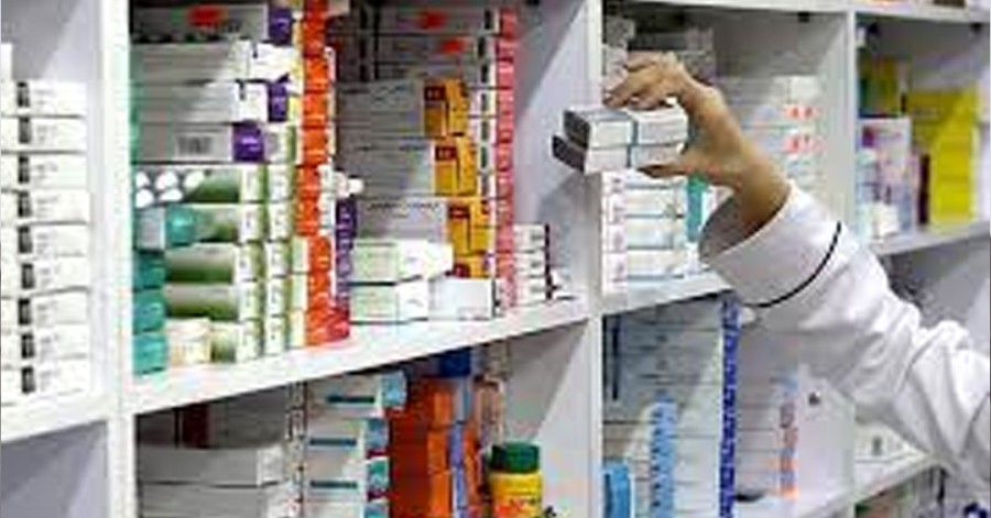 بحران کمبود داروهای حیاتی در ایران، «دولت رئیسی عرضه تأمین دارو هم ندارد»