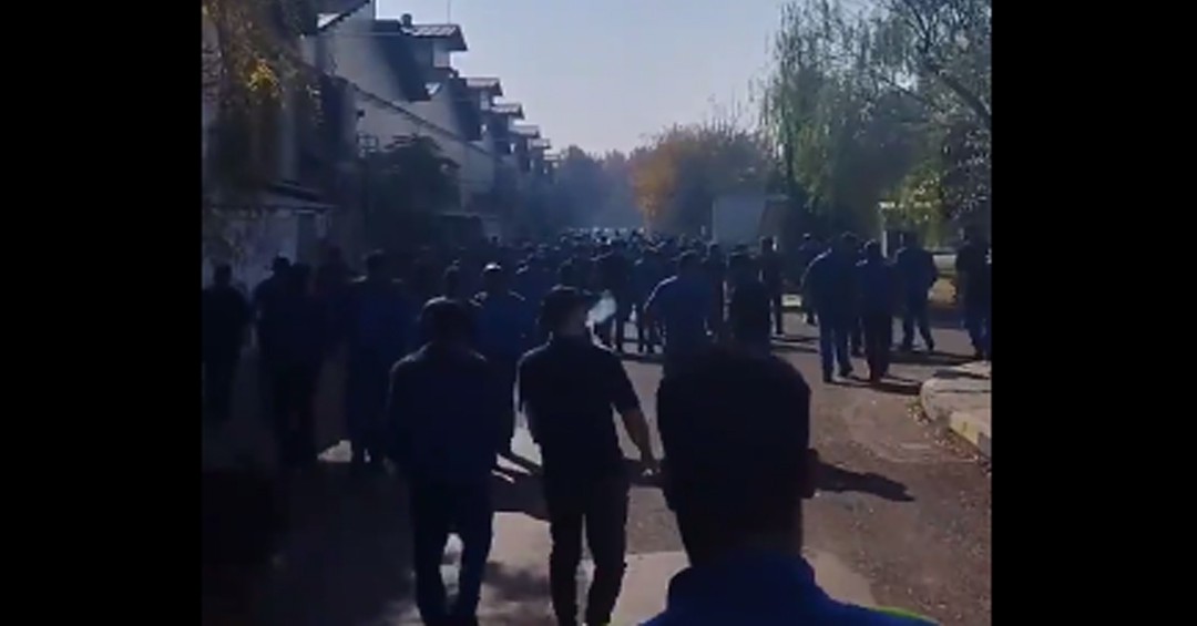اعتصاب و تجمع کارکنان شرکت خودروسازی «نیرو محرکه» قزوین