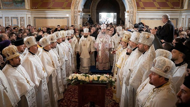 مراسم کریسمس ارتدکس‌ها در اوکراین برای نخستین بار به زبان اوکراینی برگزار شد