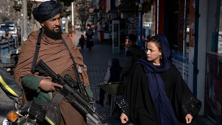 طالبان: اشتغال زنان قابل مذاکره نیست