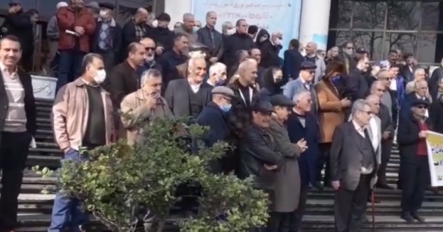 تجمع همزمان بازنشستگان مخابرات در اراک و اردبیل
