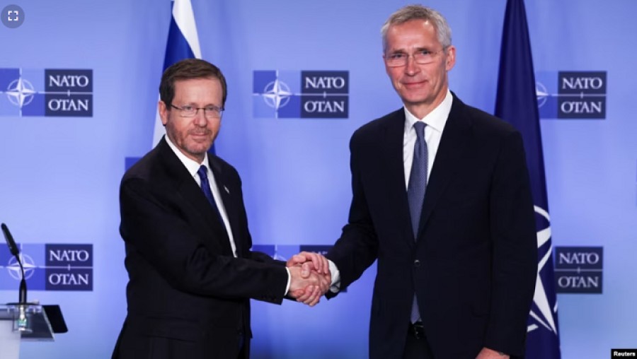 رئیس جمهوری اسرائیل در بازدید از مقر ناتو: تهدید ایران به دروازه‌های اروپا رسیده است