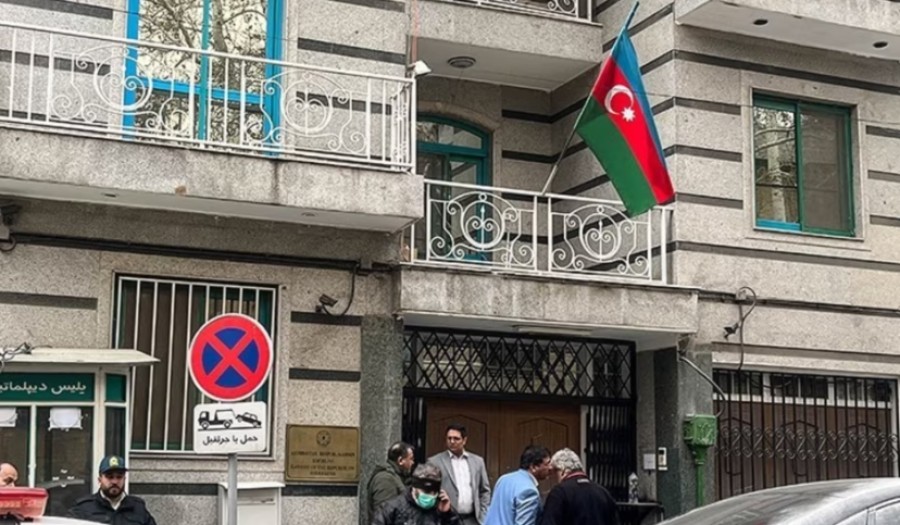 دیپلمات‌های آذربایجان روز یکشنبه از ایران خارج می‌شوند