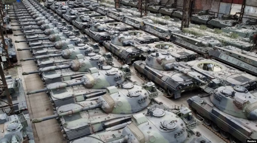 دولت آلمان ارسال ۱۷۸ فروند تانک «لئوپارد ۱» به اوکراين را تصويب کرد