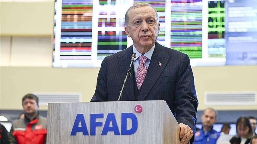 رئیس‌جمهور اردوغان به مناطق زلزله‌زده رفت