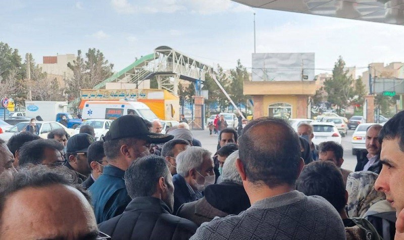 بازداشت برخی از معترضین در تجمع اعتراضی بستگان دانش آموزان مسموم‌شده در تبریز و اردبیل
