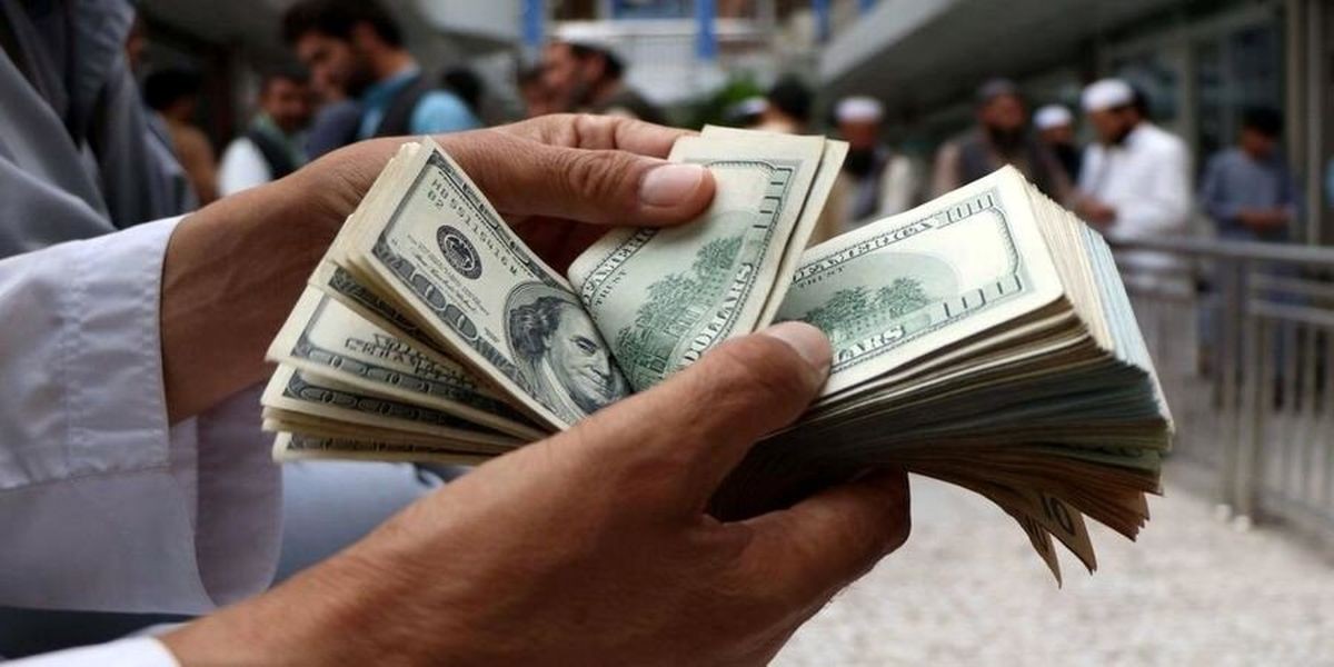 نرخ دلار به بالاترین سطح در یک ماه گذشته رسید
