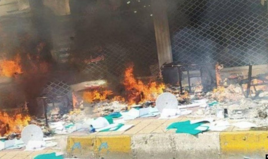 تیراندازی مأموران انتظامی به معترضان روستای دانیال «دو کشته» بر جای گذاشت