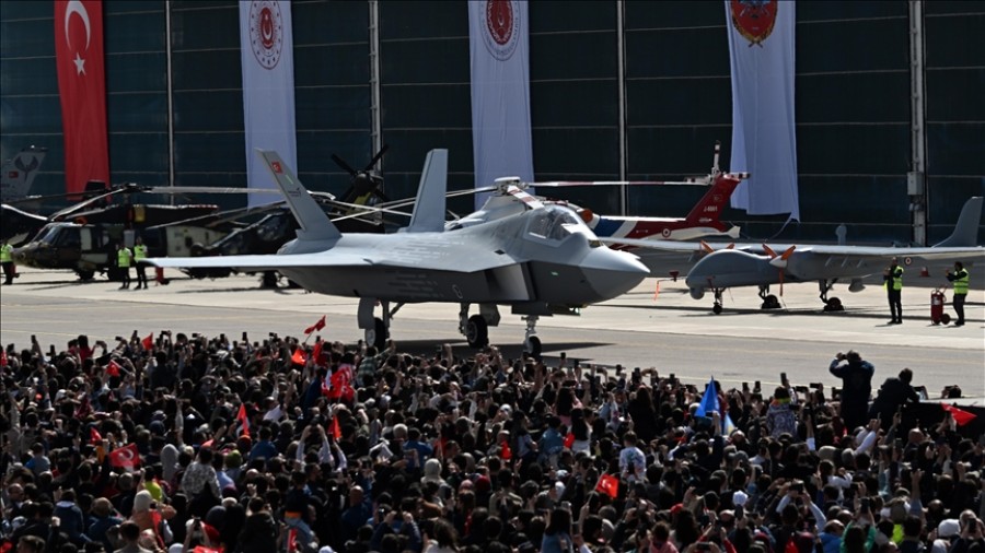 رونمایی از کاآن؛ هواپیمای رزمی ملی ترکیه