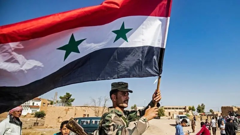 پرچم ایران به دستور دمشق از مناطق مختلف سوریه برچیده شد