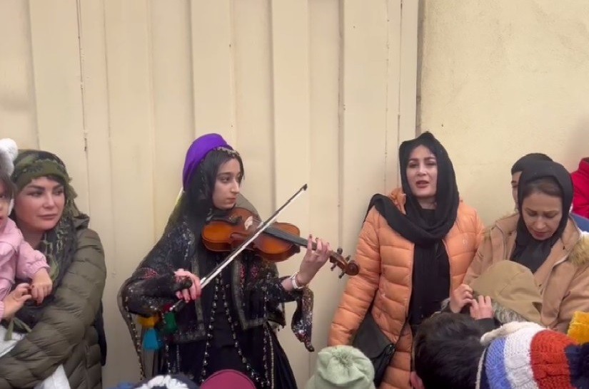 Qaşqaylı sənətçilər xoylulara dəstək konserti verib