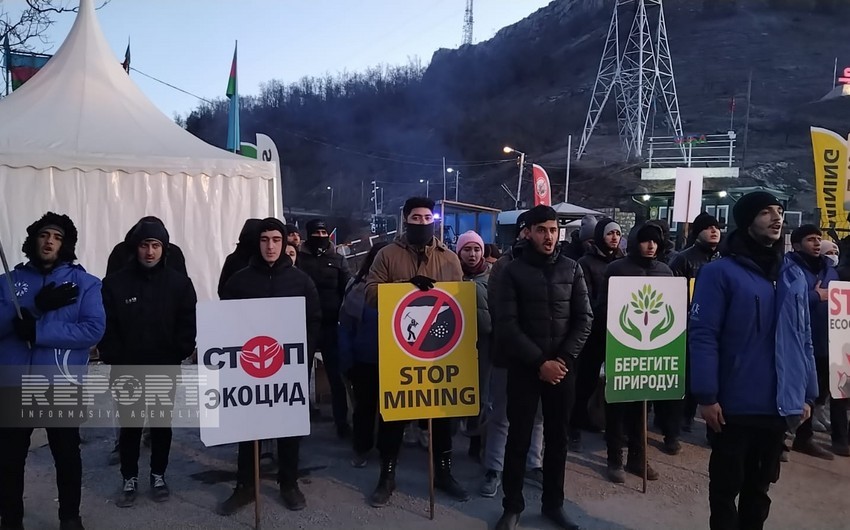 Xankəndi-Laçın yolunda etiraz aksiyası iyirmi altı gündür davam edir