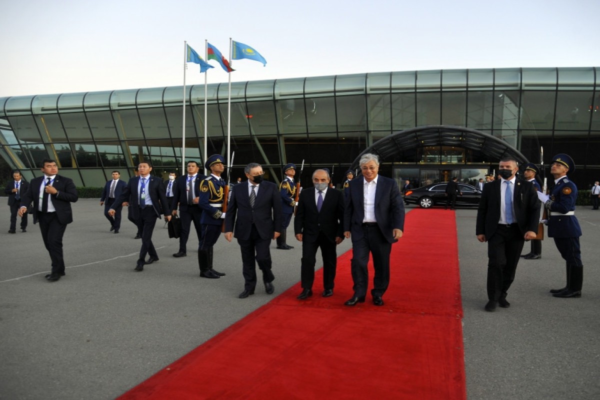 Qazaxıstan Prezidenti Kasım-Jomart Tokayevin Azərbaycana rəsmi səfəri başa çatıb