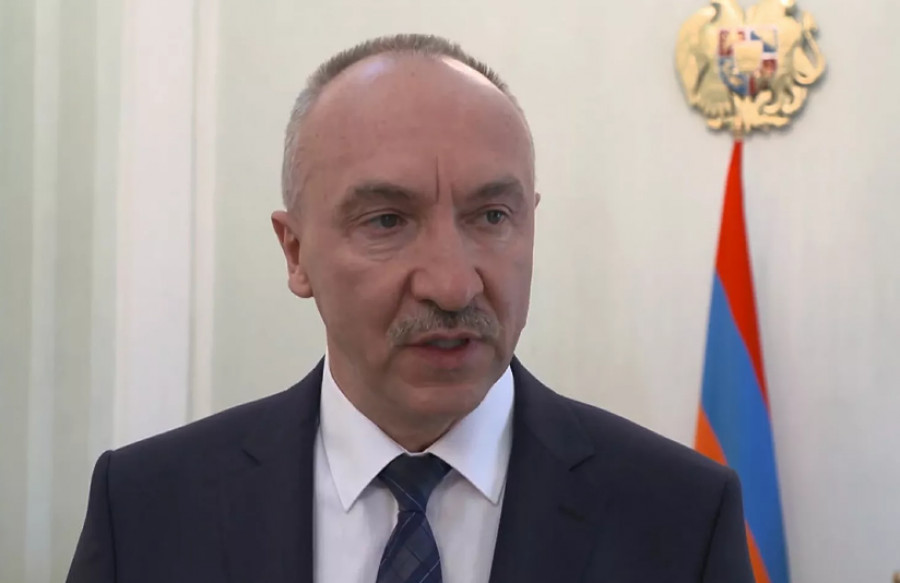 Belarus və Ermənistan arasında siyasi qalmaqal