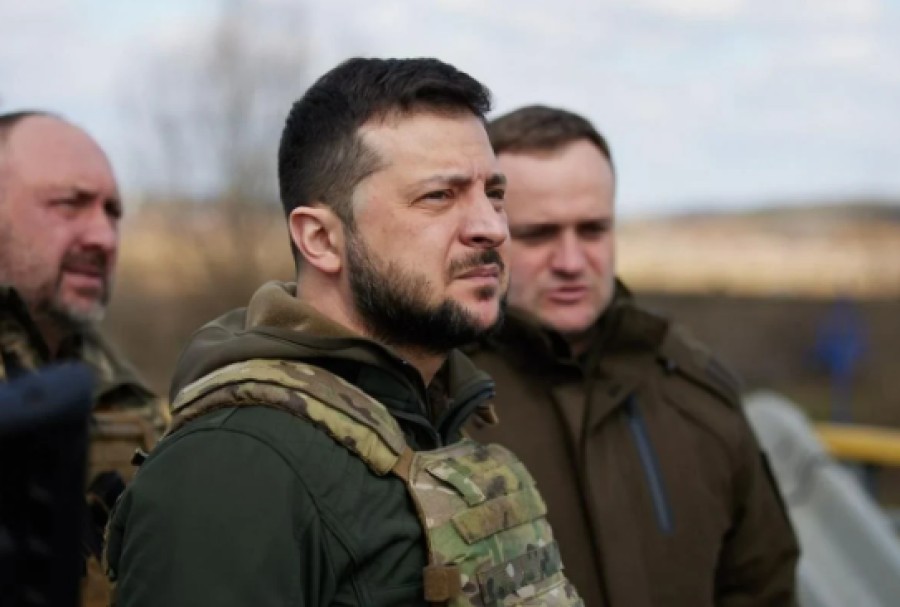 Zelenski: “Dünya Putinin nüvə silahından istifadə etməsinə hazır olmalıdır”
