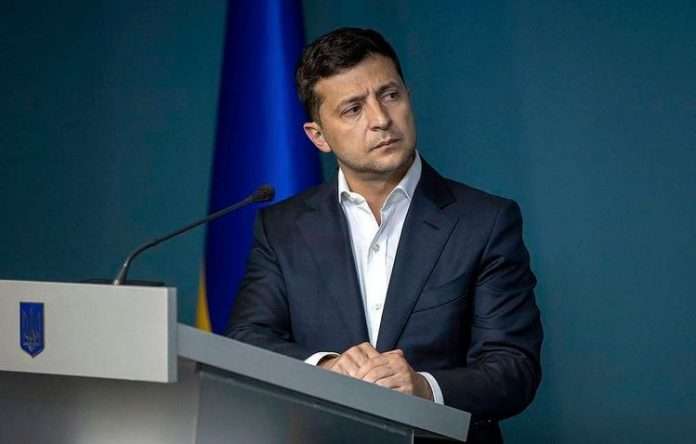 Zelenski Putinlə danışıqlara hazır olduğunu bəyan edib